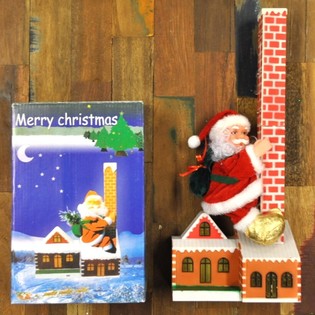 SANTA GETTING BACK ON CHIMNEY (2st.)