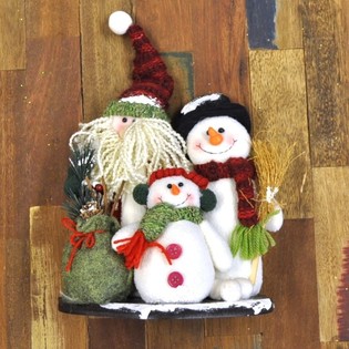 LUXURY FAMILY CHRISTMAS DECORATIONS (1st.)