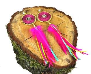 Luxury Fuchsia Feather Earrings (1 pc)
