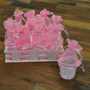 Deco Crate with 12 Gift Packages - Pink
