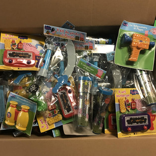*** SPOTTED PURCHASE *** PEPPA PIG - TREASURY LICENSE REFILL, Mix Peppa Pig Toys (100pcs)