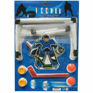 ICE HOCKEY GAME ON CARD (12 pcs.)